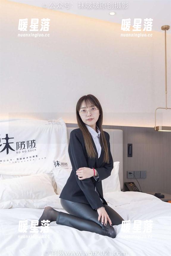 BoBoSocks袜啵啵-奶油 BoBoSocks袜啵啵 - 当奶油遇上黑丝——网盘里的小确幸。