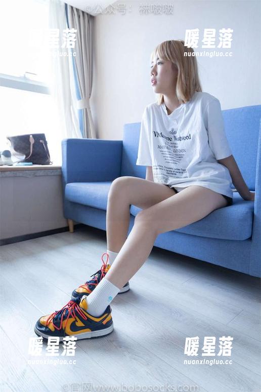 BoBoSocks袜啵啵-稚予 BoBoSocks袜啵啵 - 稚予又来了!分享裤里丝花絮图包,不小心又掉节操了。