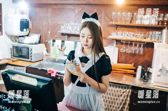 合集Bomi(普美)瑜伽：偶尔感觉一下自己的肚子，讲真，不是那么好受