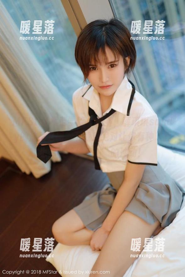 MFStar模范学院 - 哇塞，薛琪琪sandy的油亮套图，下载后绝对让你有种“我也想试试抹点油”的冲动！