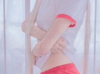 观看图包的短发少女，喵糖映画能不能不随便撩动我的情绪啊？
