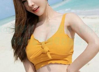 MiStar魅妍社 – “白丝村”探险记——黄歆苑套图的奇妙冒险！