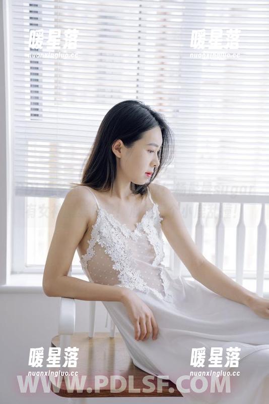 PDL潘多拉-杨晨晨sugar PDL潘多拉 - 快来划重点!杨晨晨sugar有女神图集免费!心里是个小鹿乱撞!