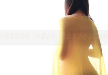 看ROSI居家的美图，资源在手，连家里的沙发都新的样子！