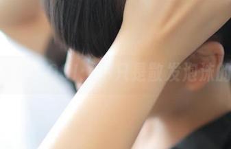 浴缸里的ROSI：不只是散发泡沫的作品