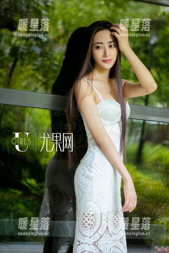 UGirls尤果网 - 说到比基尼的话题，图集中的刘嘉琦cherry可真是个把玩光影的高手啊。
