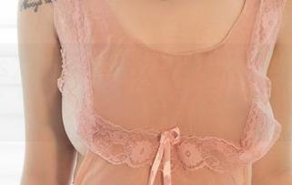 UGirls尤果网 - 李易童的写真,不小心拍到了“秘密”?哈哈,仔细瞧瞧吧!