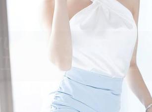 XIAOYU语画界 – 绯月樱职业装写真：打工不是梦，资源就是力量！