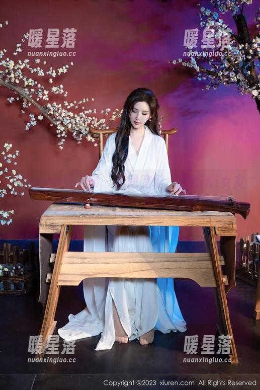 Xiuren秀人网-宋KiKi Xiuren秀人网 - 男同胞们,宋KiKi女友套图等你下载,乘人之危!