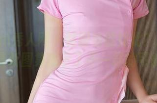 Xiuren秀人网 - 制服也能如此？揉揉肉肉最新图集揭示了不一样的可能。