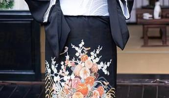 Xiuren秀人网 – 看李丽莎纯白写真，全套装扮，白得我都快失去色彩感了。