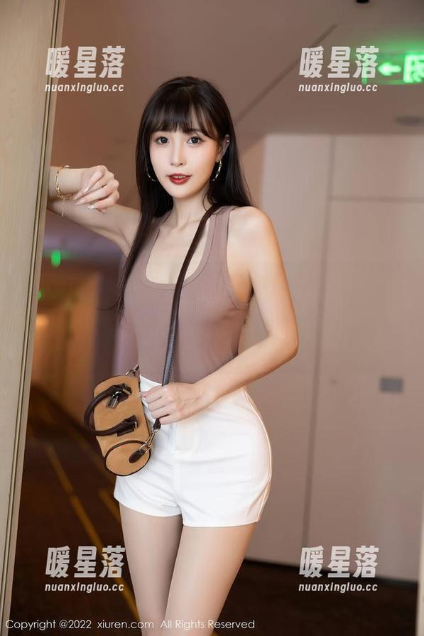 Xiuren秀人网 - 不可思议！萝莉悠悠酱最新作品，少女质感不输青春小说里的女主角！