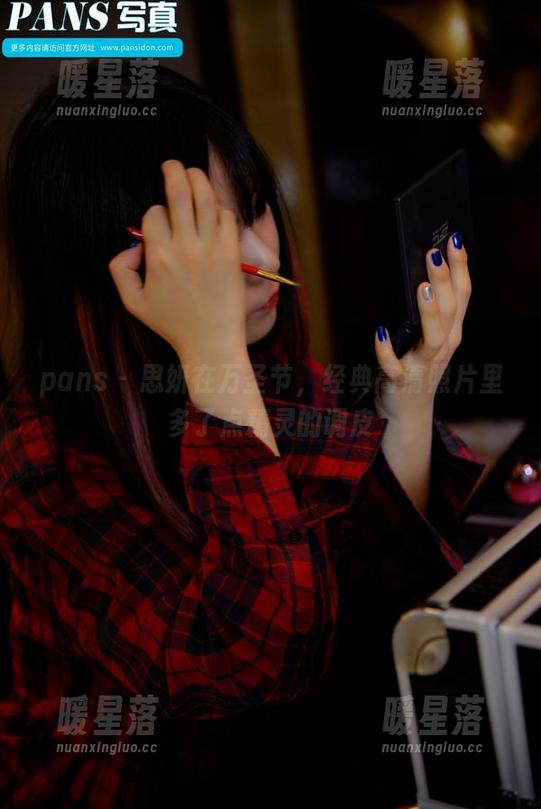 pans-思妍 pans - 思妍在万圣节,经典高清照片里多了点精灵的调皮