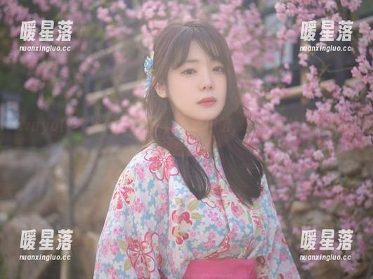wuyo(우요)的棉袜合集，你敢相信，这些图片能让你感到暖意？