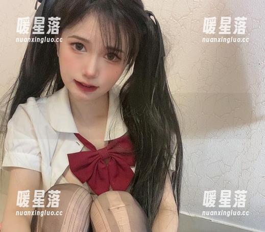 倦倦喵 不再是那种虚幻的圣光,来看倦倦喵在校园的真实一面吧