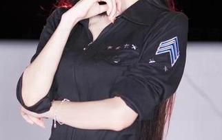 微密圈 – 十万口草莓粥粥双人写真合集：想在你们的陪伴下，找个草莓园也挺好玩的！