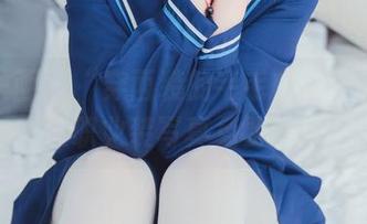 喵糖映画 – “穿西装的毛毛虫”——蠢沫沫职业装写真免费送！