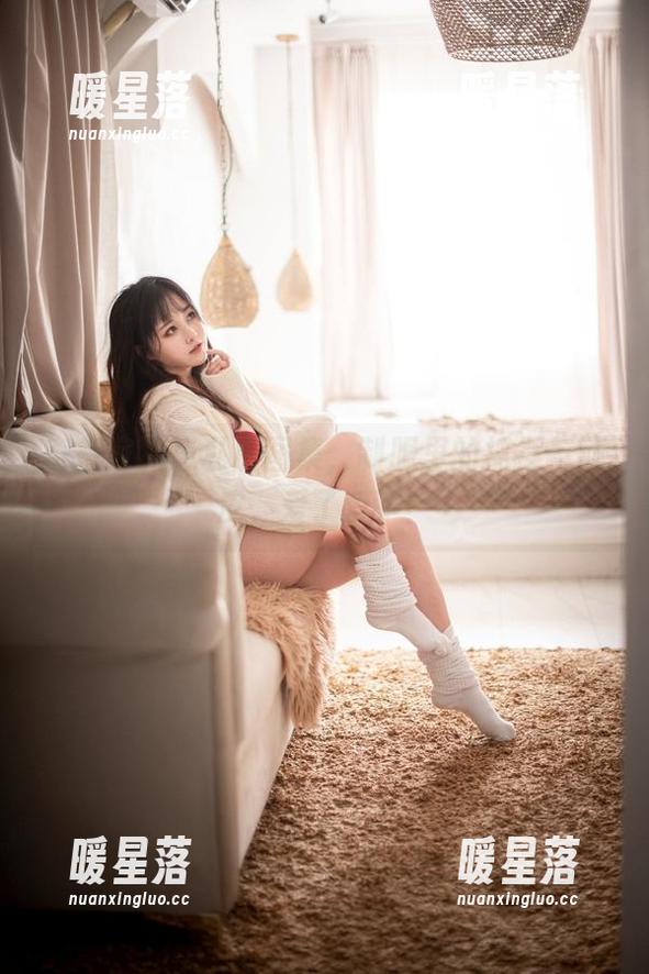 奇行家狗崽私房图集，制服里的摇摆与顽皮，爱了爱了！