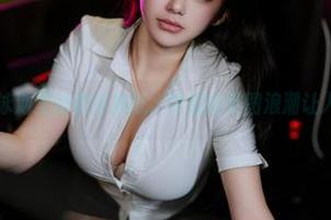微密圈 – 泳池里的奶宝妹纸，掀起的美图浪潮让人目瞪口呆