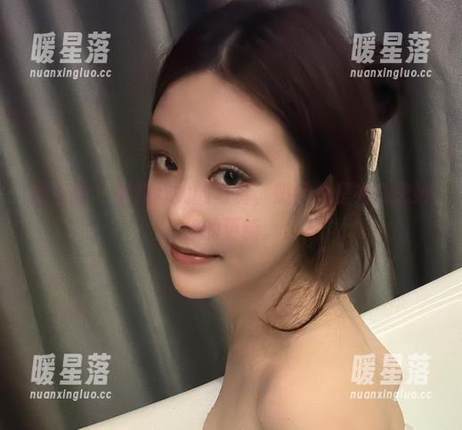 奶雯 微密圈 - 果冻样式的写真,奶雯总是有奇思妙想的更新。