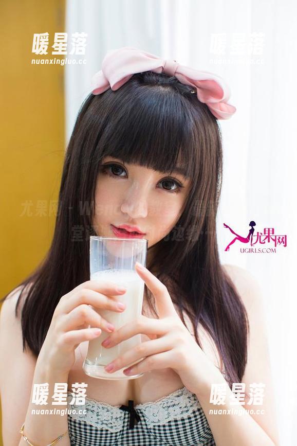 尤果网-Wendy 尤果网 - Wendy的教室:最新写真让课堂逐渐滑向时尚边缘……