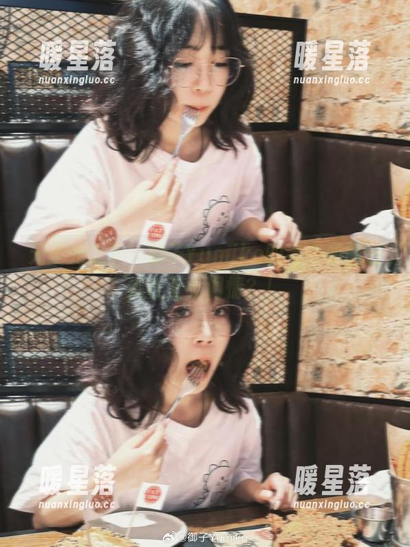 无圣光之下，御子Yumiko的毛衣和图包都在互相调情？！