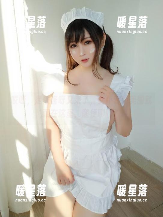是依酱呀 哎呀,是依酱呀又来了,女仆套装美图就藏在这里,随便聊聊?