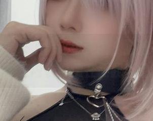 末夜787又来了!这组美图,猫娘衣橱里的珍珠内衣好像在跟我互动