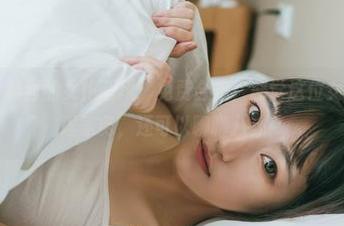 果团网 - 裴希西的女仆画风:免费合集,感觉这位女仆不仅能打理家务,还可以聊聊八卦!