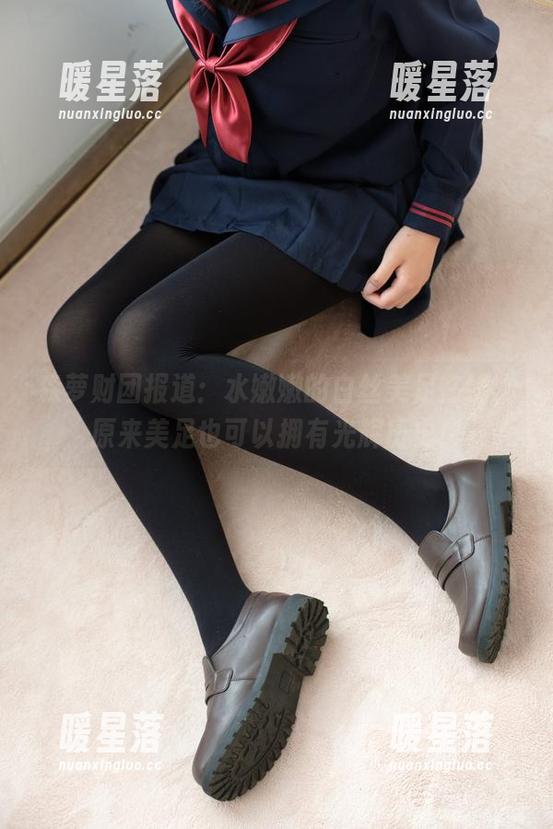 森萝财团 森萝财团报道:水嫩嫩的白丝美足在线,原来美足也可以拥有光辉历史!