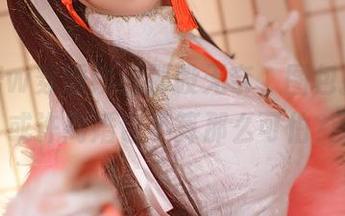 樱落酱w穿婚纱时那股无奈，图包打开，或许离婚也不算那么可怕？