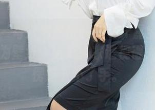 爱蜜社 - 每次都想把vetiver嘉宝贝儿的原图设为壁纸,结果人家透视得太好,我愣是下不了手。