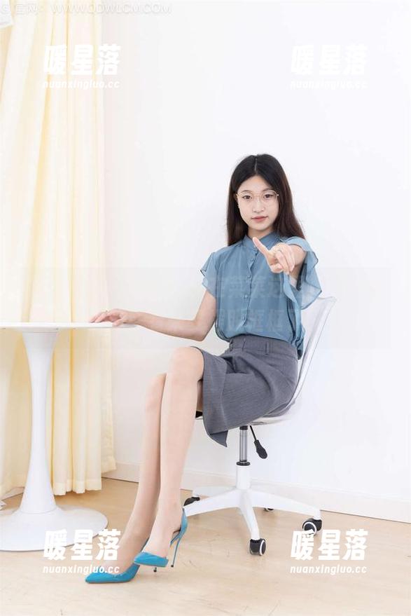 物恋传媒-菜菜 物恋传媒 - 美好时光在菜菜这里,作品惹人爱,看来要摆脱框框了!