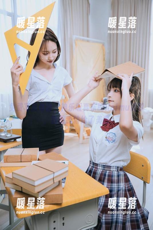 免费写真体验，神乐坂真东的Reimu灵梦，我想我输给了美丽