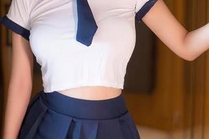 秀人网 - Evelyn艾莉来定制纯白写真,结果我这心都懵了!
