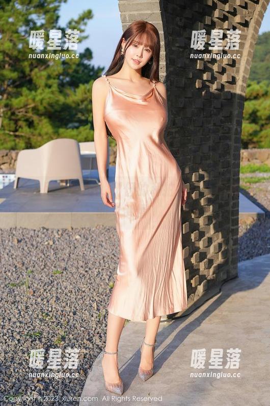 秀人网-tina_甜仔 秀人网 - tina_甜仔的私拍女仆,用心做的“懒惰”。