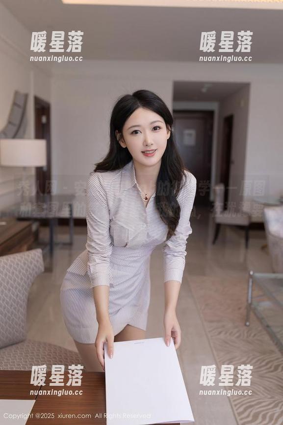 秀人网-安然Maleah 秀人网 - 安然Maleah的御姐学——原图和套图里的气场交替,我的心,在犹豫要不要调整发型。