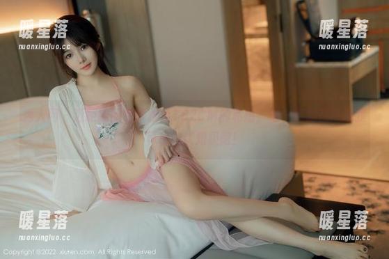 秀人网-李雅柔182CM 秀人网 - 近距离欣赏李雅柔182CM的私拍,每一帧都在挑战我可爱的认知极限!
