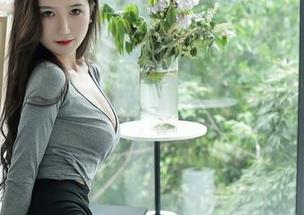 秀人网 – 原图看爽，杨晨晨Yome的白丝其实也挺好哒