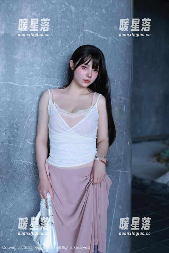 秀人网-梦娜Vanessa 秀人网 - 梦娜Vanessa的清纯合集,不下载你会不会后悔呢?