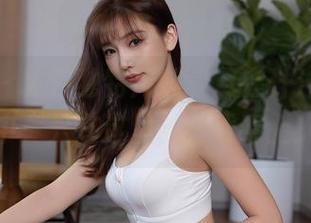 秀人网 - 夏日独特风味,尽在汁汁的美图中,只在这里,在线奉上!