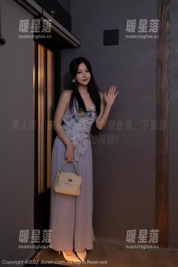 秀人网-白甜 秀人网 - 灰丝大揭晓:白甜合集,下载时先备好你的闲聊!