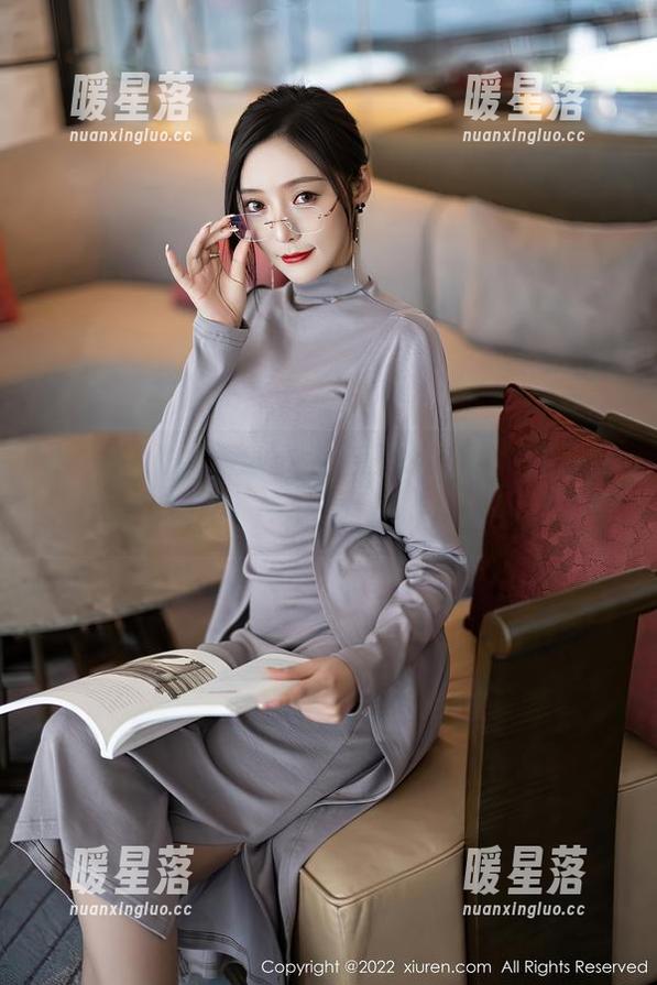 秀人网 - 刚上线！艺轩美图合集，这位女神又在发光发热！