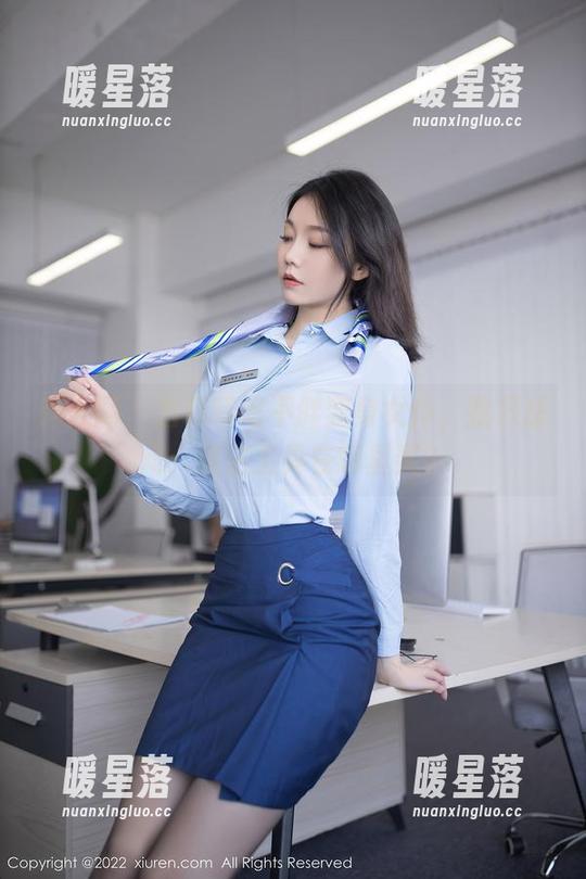 秀人网-菲菲吃不胖 秀人网 - 当菲菲吃不胖变身女仆,我只想问:清洁工具在哪里买?