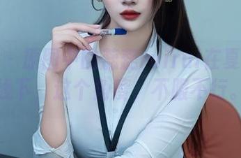 秀人网 - 原图中的蕊蕊ruirui在夏日的光线下,这个角度,不服不行。