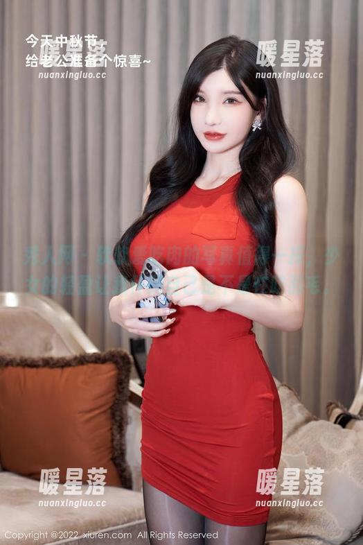 秀人网-软软爱吃肉 秀人网 - 软软爱吃肉的写真值得一探,少女的轻盈让我怀疑自己是不是在吃羽毛。