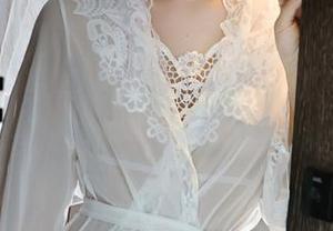 秀人网 - 写真集上演粉色大作战,邹晶晶女王挥舞笔刷,结果你脑中乱码!