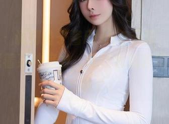秀人网 – 说到鱼子酱Fish与云南，美图中似乎藏着某种魔力，让我也想去徘徊在那片土地上。