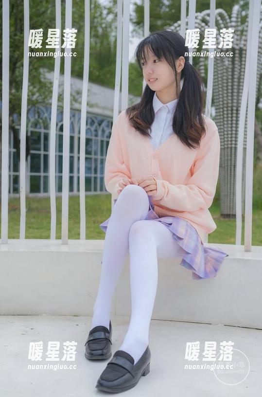 稚乖画册-赤西夜夜 稚乖画册 - 不同寻常的赤西夜夜:让人想再看一次的泳装图片