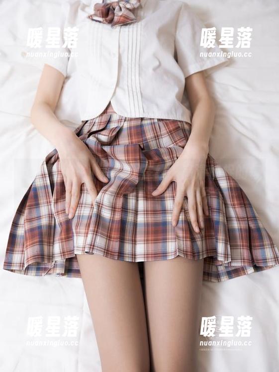 紧急企划-小恩 紧急企划 - 小恩校服在线,高清捕捉的每一缕飘逸,这种青春气息好不错~